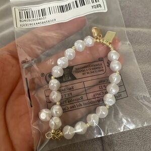 Fashion modern stainless steel bracelet with lucky heart charm